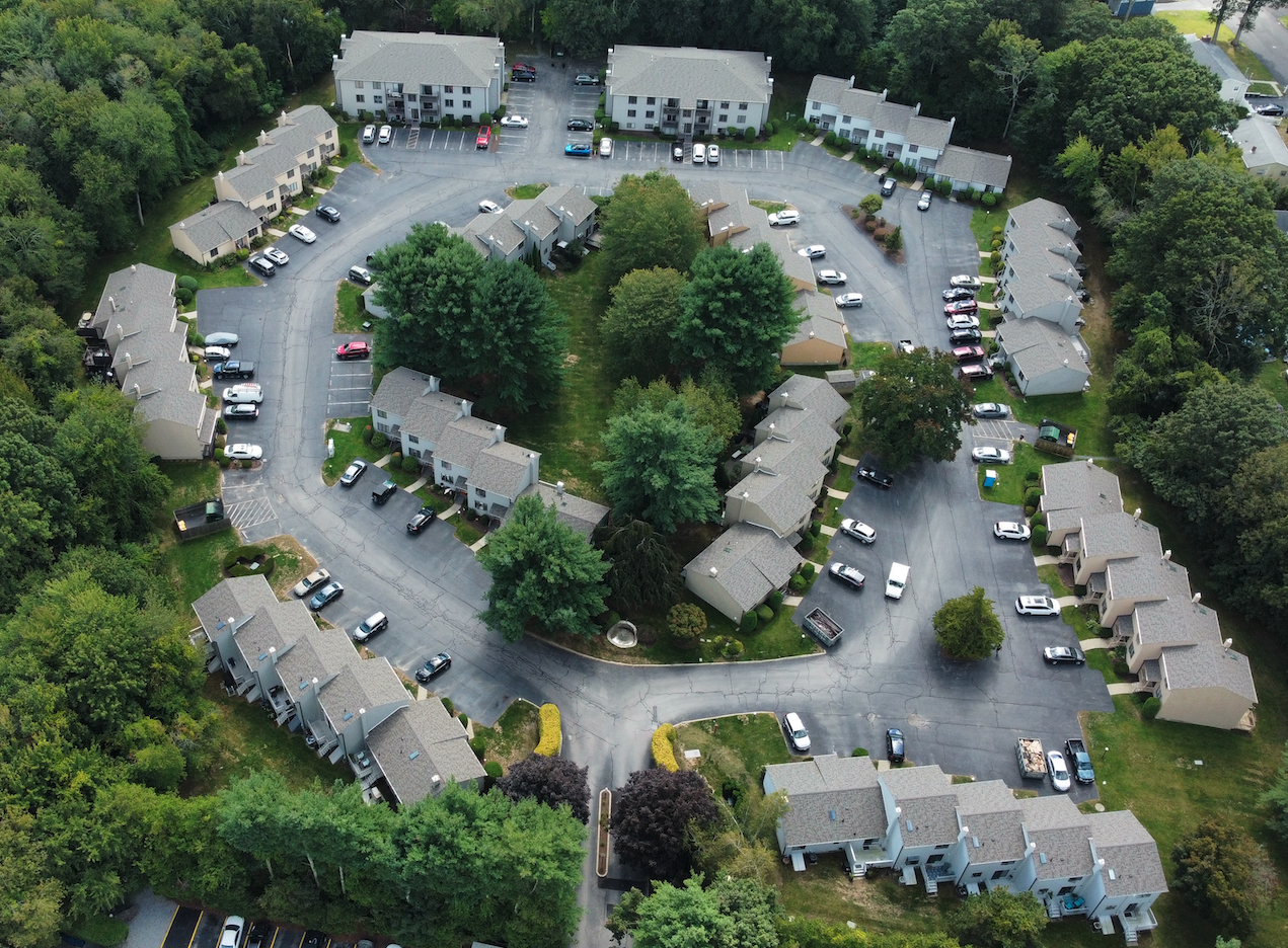 Commercial roofing project